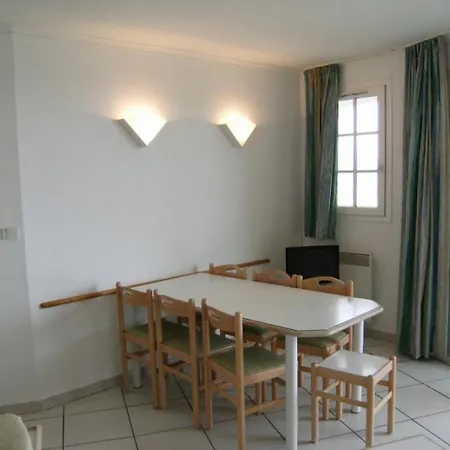 Cap Esterel Les Bastides : 3 Pieces Grande Terrasse Mer I4- Esterel Vacances 39la Saint-Raphael (Var)