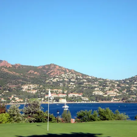 Cap Esterel Les Bastides : 3 Pieces Grande Terrasse Mer I4- Esterel Vacances 39la Apartment Saint-Raphael (Var)