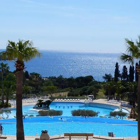 Cap Esterel Les Bastides : 3 Pieces Grande Terrasse Mer I4- Esterel Vacances 39la Сен-Рафаель