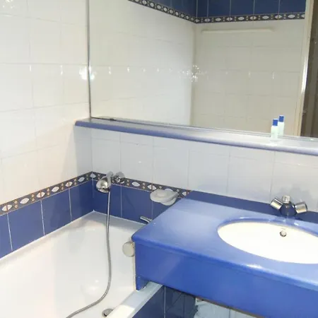 Apartment Cap Esterel Les Bastides : 3 Pieces Grande Terrasse Mer I4- Esterel Vacances 39la Saint-Raphael (Var)
